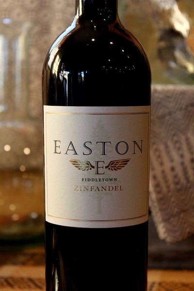 2015 EASTON Zinfandel, 