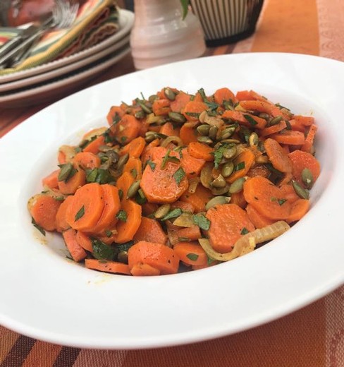 Moroccan Carrot Salad