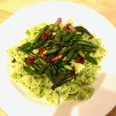 Farfalle with Meyer lemon-arugula pesto and spring asparagus